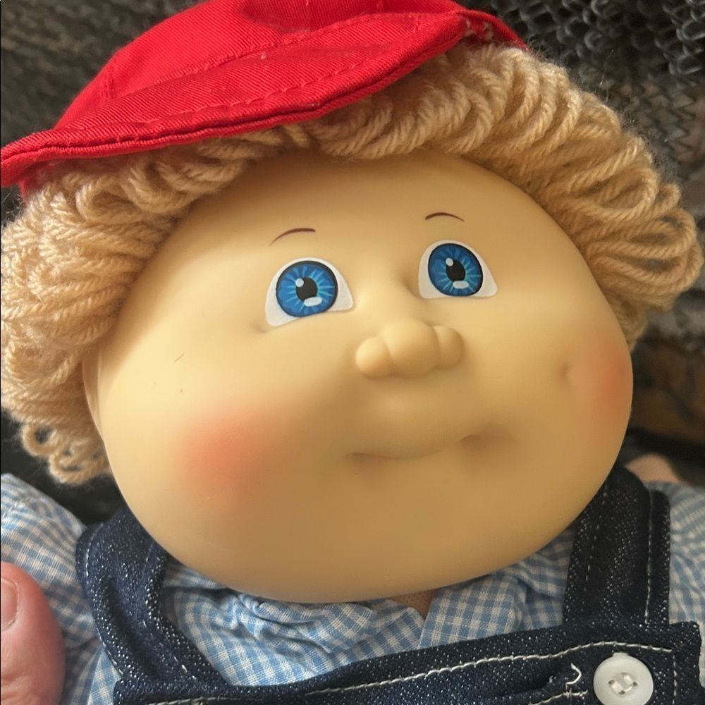 Vintage cabbage patch doll - Picture 9 of 9